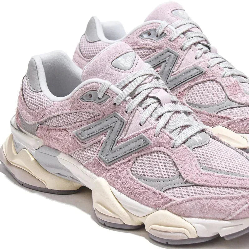 New Balance 9060 'December Sky'