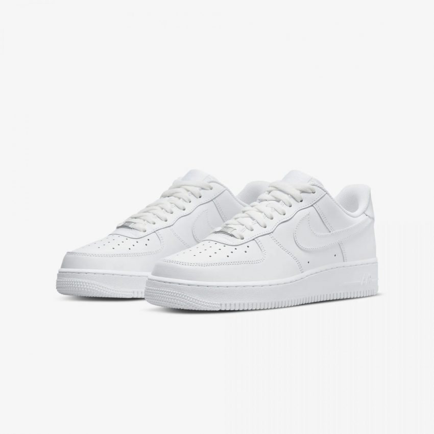 Nike Air Force 1 Triple White AF1