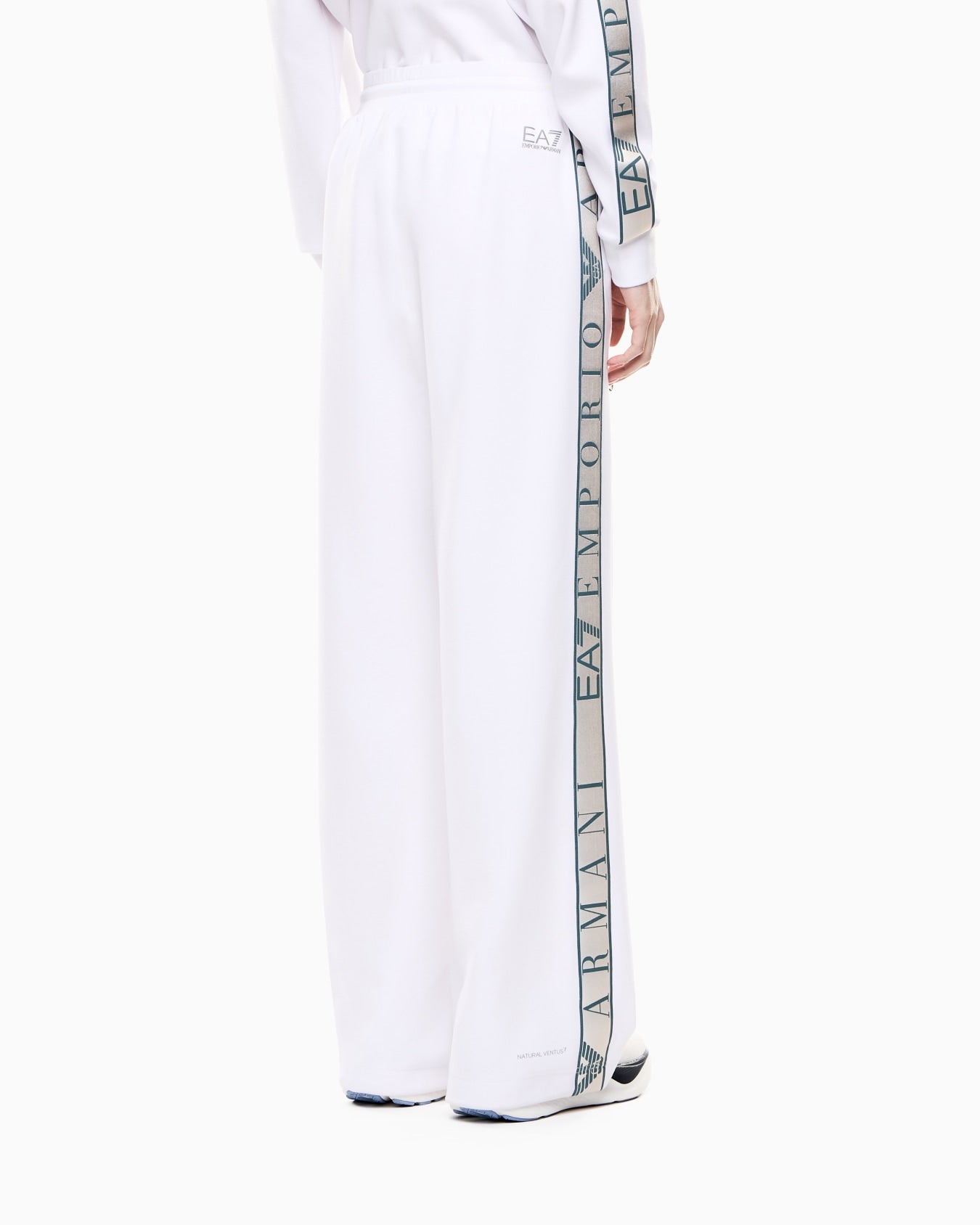 Pantaloni Dynamic Athlete in tessuto tecnico Natural VENTUS7 Slide 2