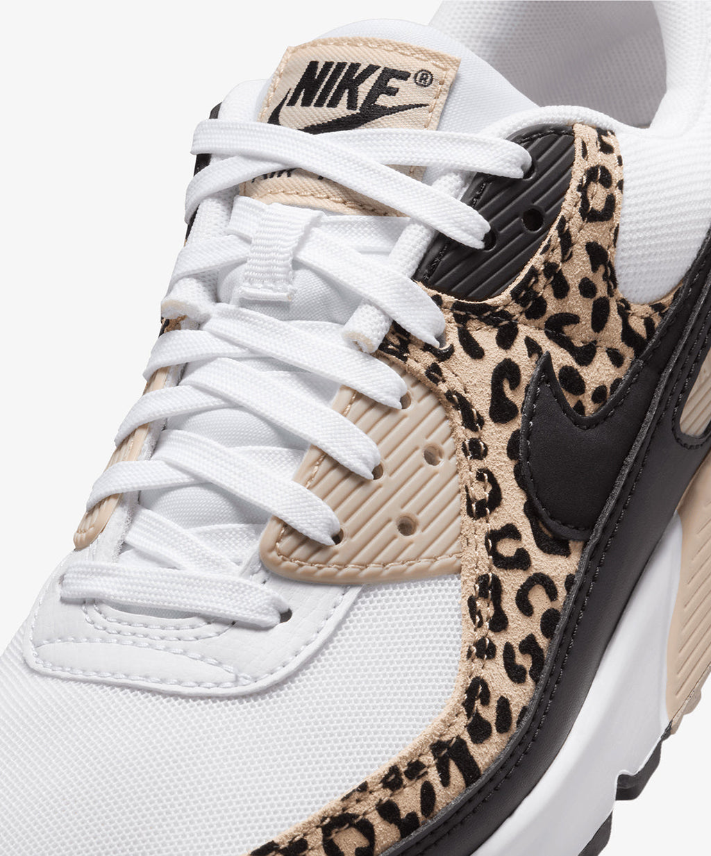 Nike | AIR MAX 90 LV8 { WHITE/BLACK-SANDDRIFT-HEMP