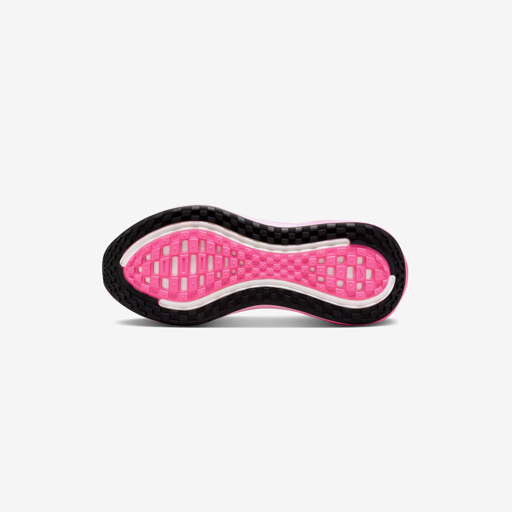 Wmns Vomero Plus