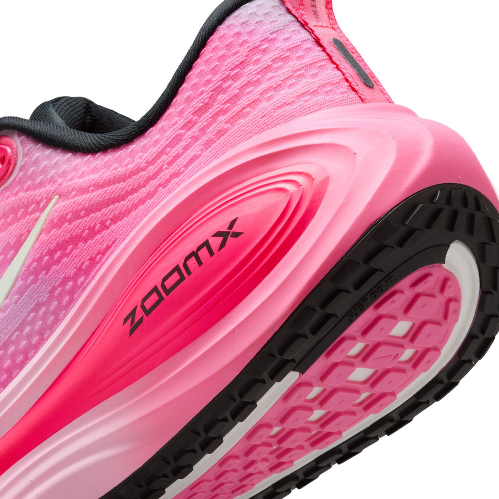 Wmns Vomero Plus