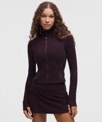 #color_black-plum