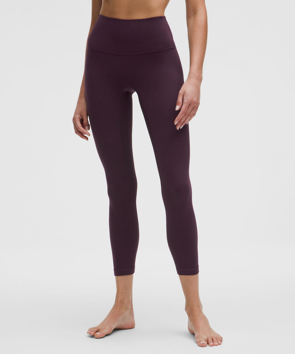 #color_black-plum