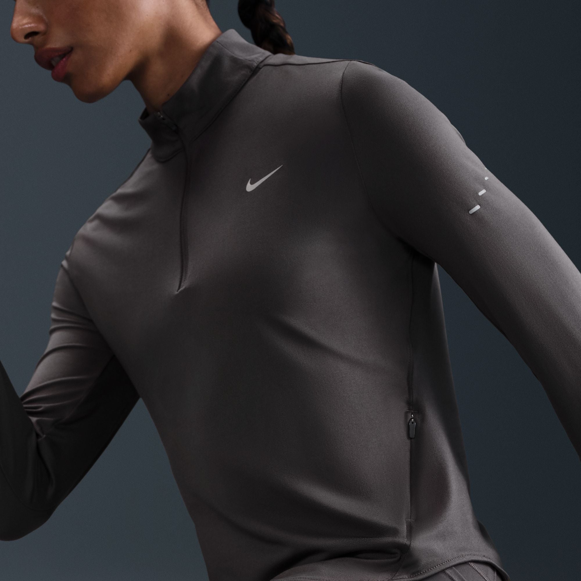 Using insights from runners like you, we prioritized functionality to refresh our Swift essentials. This lightweight mid layer has been designed to help reduce chafing. It's soft, sweat-wicking and helps block out UV rays so you can focus on your miles, and nothing else.
